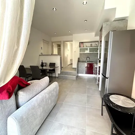 Diva Zambratija (Istria)